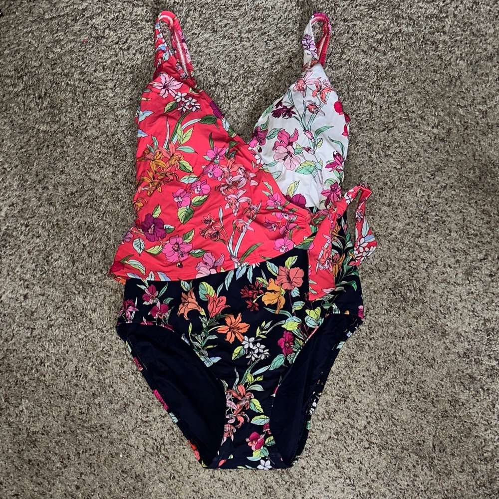 Tommy Bahama Floral One-Piece Swimsuit - Mixed Coral, White & Navy